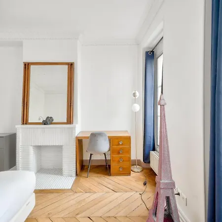 Appartamento Guestready - Modern Comfort In Les Batignolles Parigi